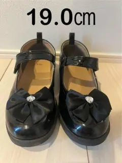 キッズフォーマルシューズ19.0㎝　リボン 黒 エナメル マジックテープ