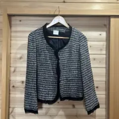 ノーカラーツイードジャケット