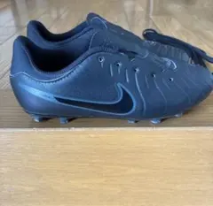 NIKE TIEMPO サッカースパイク ブラック　21.5
