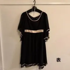 ブラック ひざ丈ワンピース 半袖 リボン付きのサムネイル