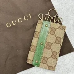 GUCCI グッチ　GGキャンバス　キーケース　スタッズ　キャンバス×レザー　緑