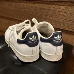 最終値下げadidas Stan Smith ホワイト/ネイビー