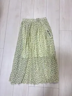 LOVETOXIC 花柄プリーツイエロースカート Mサイズ（150㎝）
