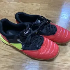 24.5センチ　ATHLETA フットサルシューズのサムネイル