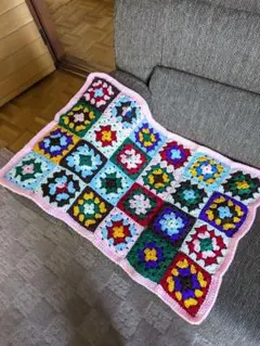 マルチカバー　ブランケット　グラニースクエア　ピンク