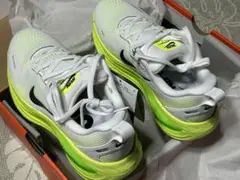 新品未使用❗️ W NIKE VOMERO 18 24.5cm