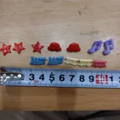 カラフルなボタンセット 12個　レトロボタン