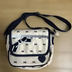 Item thumbnail for item 91ea674c-d4e9-435b-b2ad-14157e4a9b5a