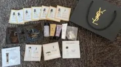 Yves saint Laurent ★チャーム付の試供品19点＋ショッパー付き