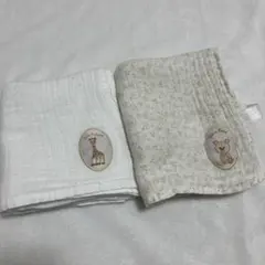 Vulli ガーゼハンカチ2枚セット（キリン・花柄）