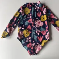 美品　女の子用 ネイビー 花柄 長袖水着 ラッシュガード