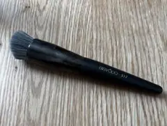 美品廃盤】資生堂 ブラッシングブラシ 811 SHISEIDO - メルカリ