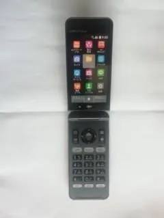 7969【中古美品・SIMフリー】KYF31ブラックau4Gガラホ【povo可】