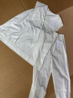 もうすぐ終了！セットアップ　ジョガーパンツ　ブラウス