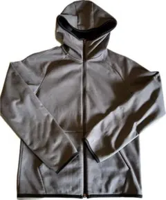 お値下げユニクロ　ストレッチボアフリースフルジップパーカー