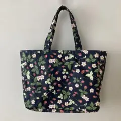 WEDGWOOD ワイルドストロベリーフラワー柄 トートバッグ　撥水性