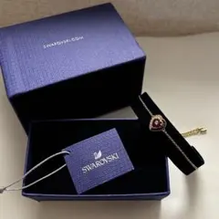 ☆最終値下げSwarovski 極美品タグ付き ハートブレスレット
