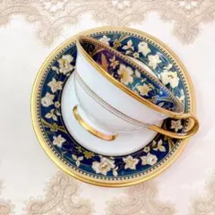 美品】オールドニッポン ロイヤルブルー 金盛り ティーカップ トリオ
