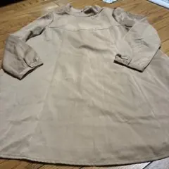 ベージュ 長袖 ハイネック ワンピースＭ