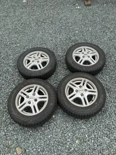 スタッドレスタイヤ　スタッドレスタイヤ　155/70 R13 2本　②のサムネイル