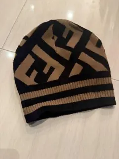 極美品☆フェンディ ニット帽 楽天市場】フェンディ ニット帽の通販