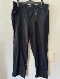 ブラックパンツ ウエスト84cm ヒップ101cm