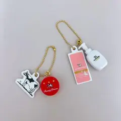 牛乳石鹸　ガシャポン　2点セット