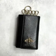 【 極美品 】GUCCI  キーケース ブラック 蜂 Bee 6連フック スター Amazon.co.jp: [グッチ] キーケース メンズ Bee Star 6連キー