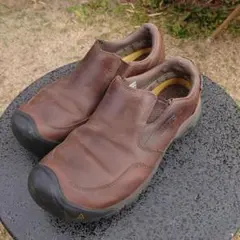 26.5cm KEEN 防水レザー スリッポンシューズ