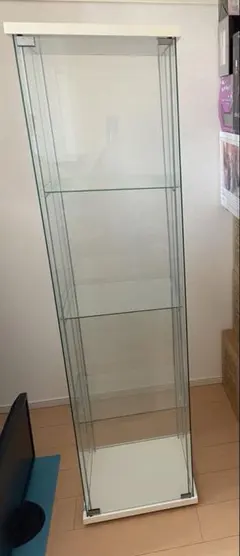 IKEA （イケア）DETOLF デトルフ ガラスディスプレイケース ホワイト 専用照明付き 送料込み】IKEA DETOLFイケア デトルフ ガラスケース ホワイト - メルカリ