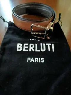 BERLUTI レザー ベルト 茶✕黒リバーシブルのサムネイル
