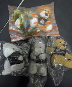 BapeとBlack Eye Patch コラボ人形　3体 BapeとBlack Eye Patch コラボ人形 3体 - メルカリ