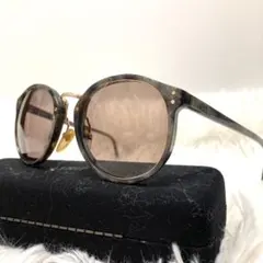 Item thumbnail for item 72ccf085-ca33-4caa-8752-ce8eed2ee3d3