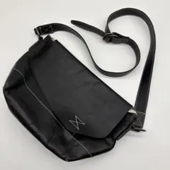 BEAUTY&YOUTH 本革フラップショルダーバッグ 黒 白ステッチのサムネイル