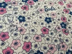 2015年ꕤ︎︎Barbieꕤ︎︎Whiteꕤ︎︎桜ꕤ︎︎廃盤ꕤ︎︎希少ꕤ︎︎生地幅×50cmぐらい