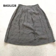 BASILE28　フレアスカート 　ひざ丈　スタイリッシュ　ギンガムチェックのサムネイル