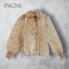 【INGNI イング】　花柄シアーハイネックボウタイブラウス　M ベージュのサムネイル