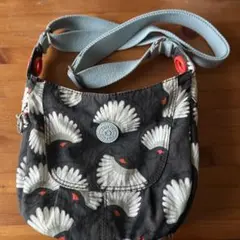 キプリングショルダーバッグ