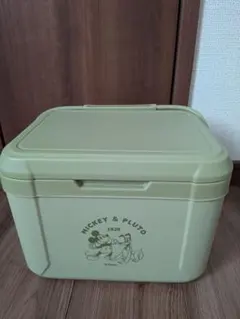 Item thumbnail for item 3d2e28d6-9801-4b26-9dc4-63099d05c903