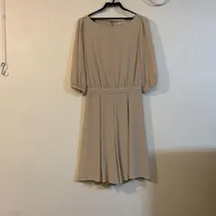 ベージュ　キュロット膝丈ワンピース　日本製