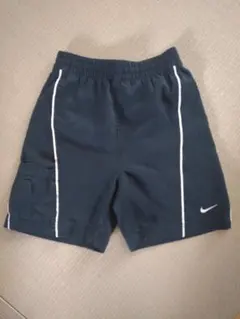 ナイキ　NIKE　ハーフパンツ　サイズS　140cm