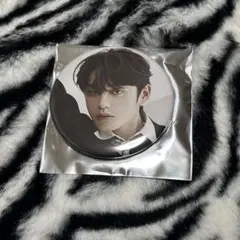 Item thumbnail for item 81b59bd3-556e-460e-96cc-0f01f78fce54