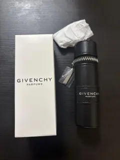 GIVENCHY PARFUMS リップケース キーホルダー - メルカリ