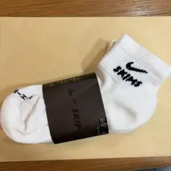 日本未上陸】NIKE x SKIMS アンクルソックスホワイトM【LA購入