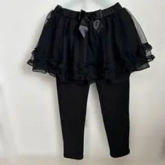 黒いスカートとレギンス