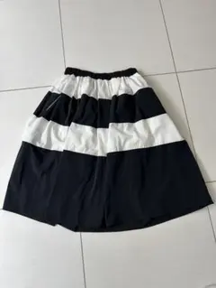 フレアスカート ブラック ホワイト ストライプ