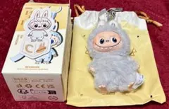 THE MONSTERS PIN FOR LOVE イニシャル　ラブブ 「C」