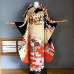 振袖フルセット　手描き友禅　成人式振袖　振袖　裄69 ➕サイズ　クリーム　黒　赤 振袖フルセット 手描き友禅 成人式振袖 振袖 裄69 ➕サイズ クリーム