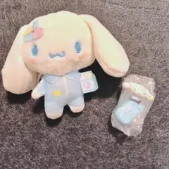 シナモロール スクールコレクション ジャージ ＆ 平成ギャルチャーム まとめ売り