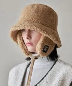 【超美品】 VARZAR VA スクエアスタッドフリースバケット ベージュ